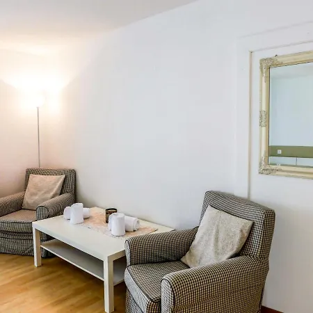 Chesa Ova Cotschna 304 By Interhome Appartement Sankt Moritz
