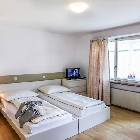 Apartamento Chesa Ova Cotschna 304 By Interhome *