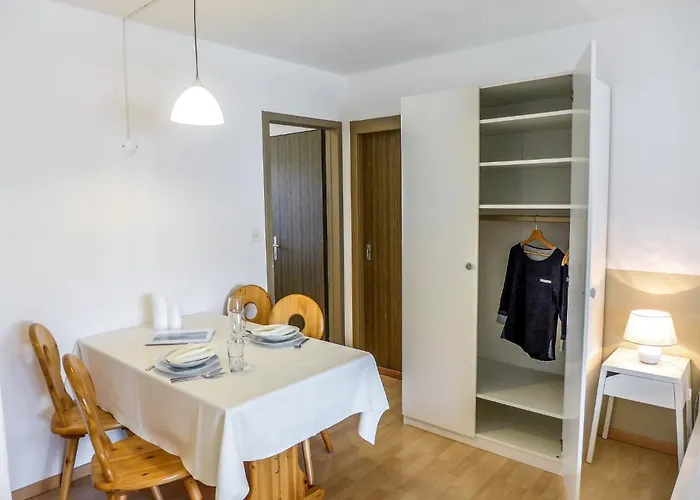 Apartamento Chesa Ova Cotschna 304 By Interhome